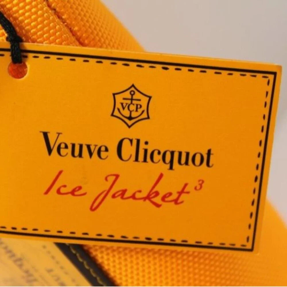 2 Veuve Clicquot NWT 750ml ICE JACKET Insulated Thermal Neoprene Sleeves